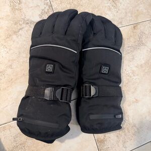 🎉 SOLD - Heated Winter Gloves with Silver Detail – Touchscreen Friendly